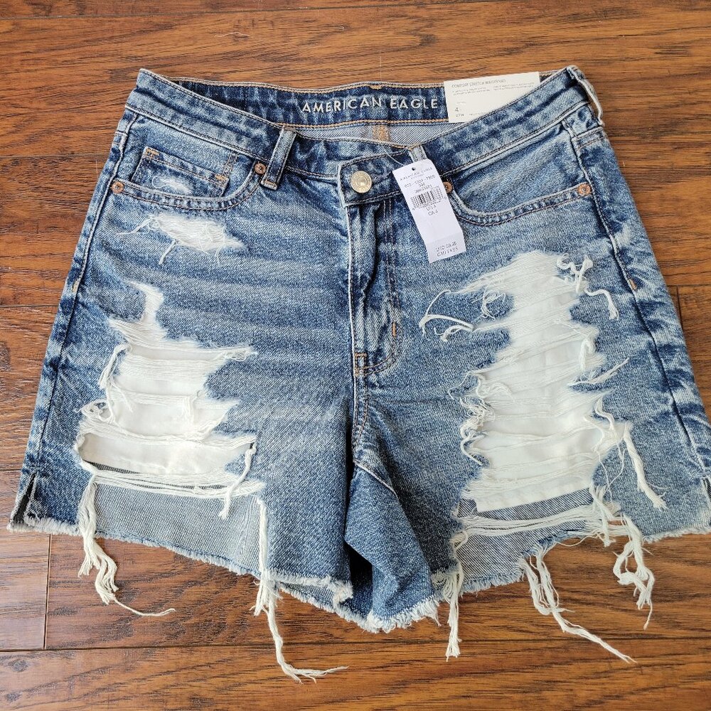 AMERICAN EAGLE Highest Rise Baggy Distressed Denim Jean Shorts sz 4 / 27W NWT